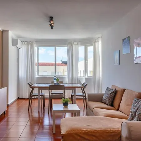 Apartamento Priolo's Nest - Azoren Butler Bicas