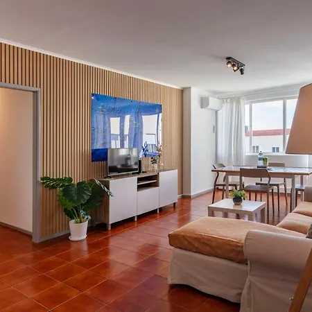 Priolo's Nest - Azoren Butler *