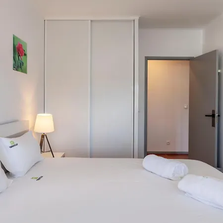 Priolo's Nest - Azoren Butler Apartman